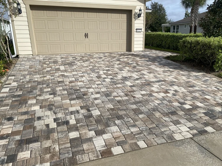 Neptune Beach patio and walkway paver sealing